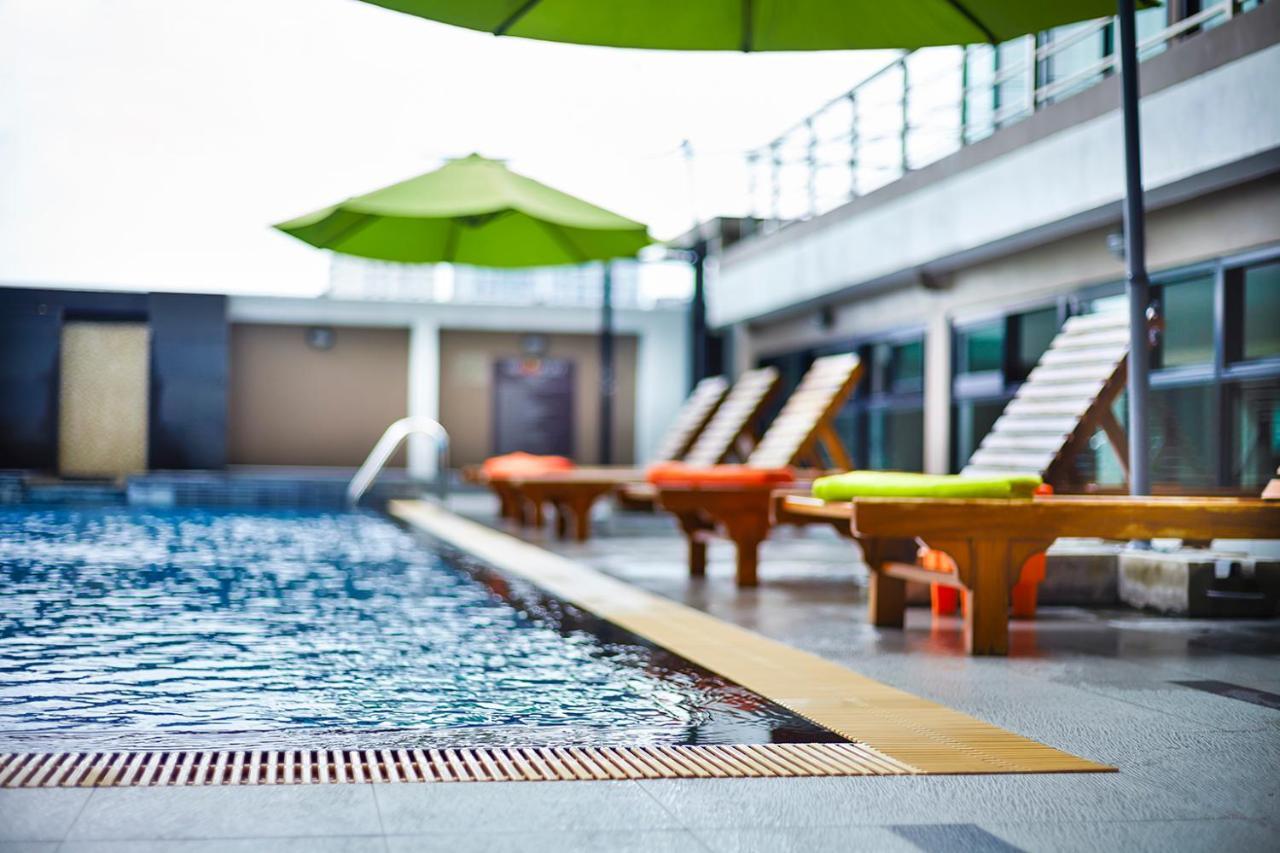 בנגקוק The Plimplace Hotel מראה חיצוני תמונה