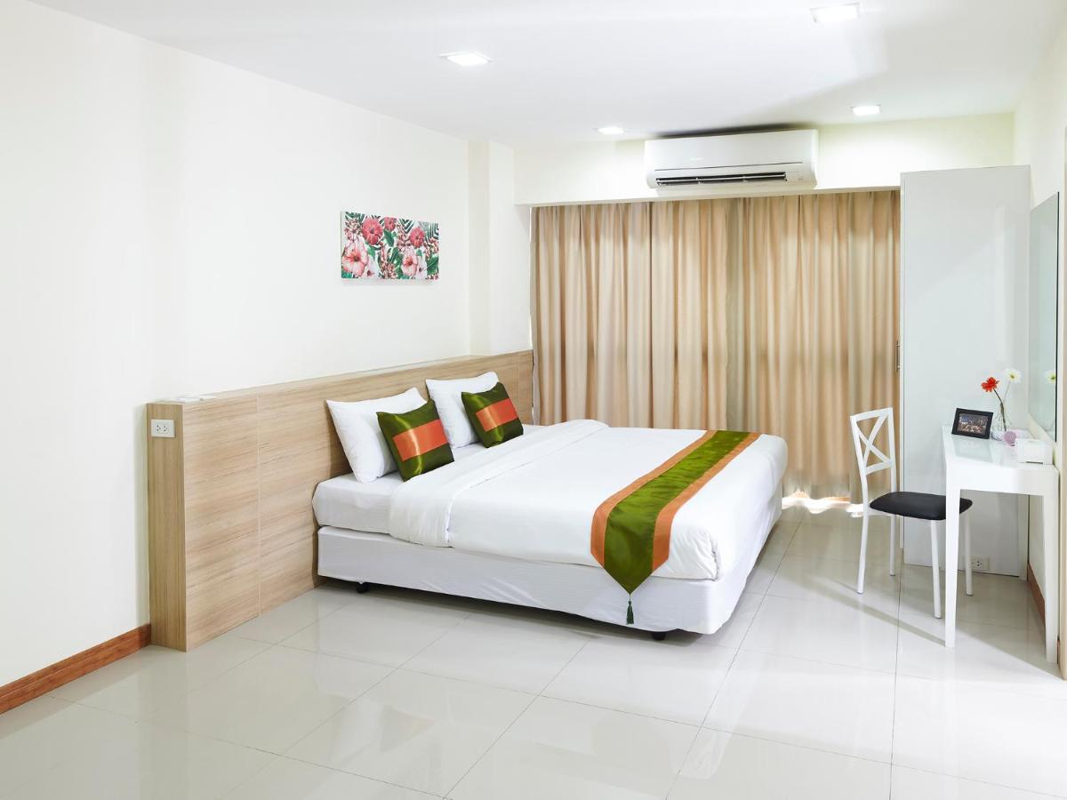 בנגקוק The Plimplace Hotel מראה חיצוני תמונה